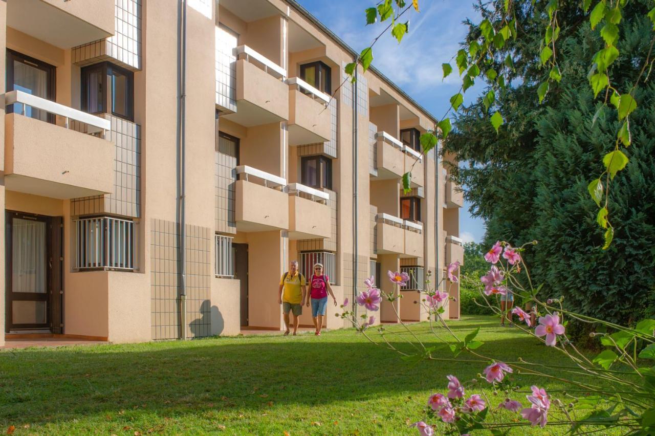 Residence Routes Du Monde Atc Bagneres De Bigorre Esterno foto
